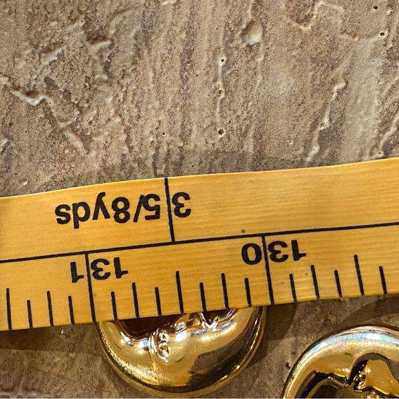 Macy's 14K Gold Plated Moon Crest Crescent Hoop Earrings NIB - Picture 8 of 13